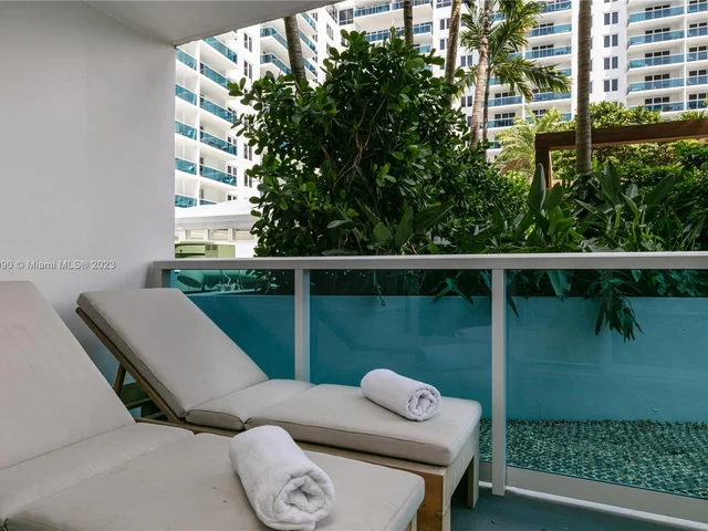 2301 Collins Ave # 318, Miami Beach FL 33139