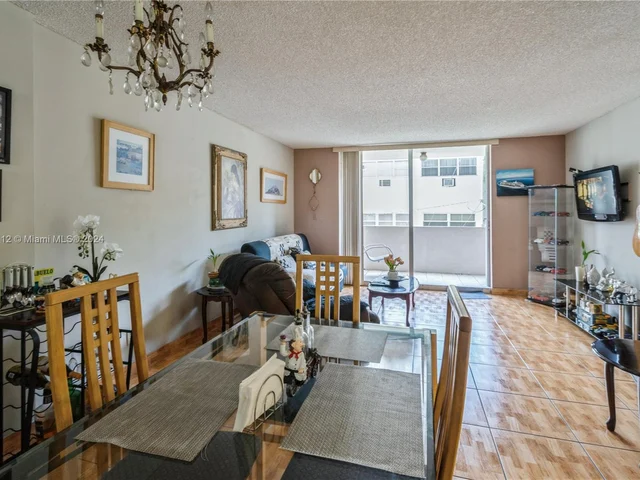 3161 S Ocean Dr # 203, Hallandale Beach FL 33009