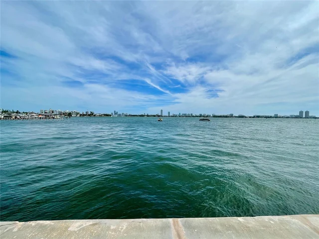 7545 E Treasure Dr # 10H, North Bay Village FL 33141