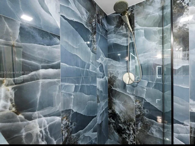 7545 E Treasure Dr # 10H, North Bay Village FL 33141