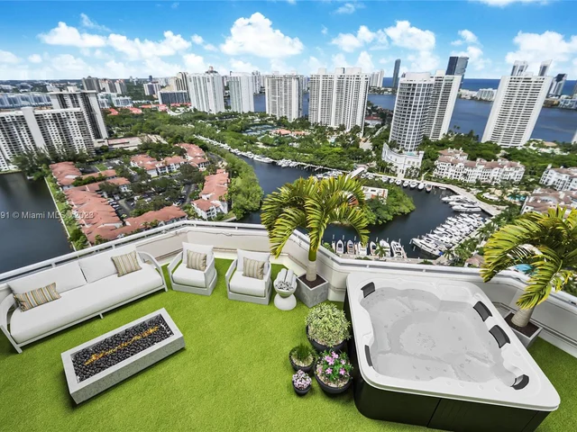 1000 W Island Blvd, Aventura FL 33160