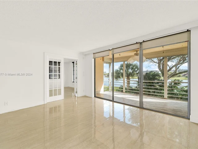 3200 N Course Ln # 216, Pompano Beach FL 33069