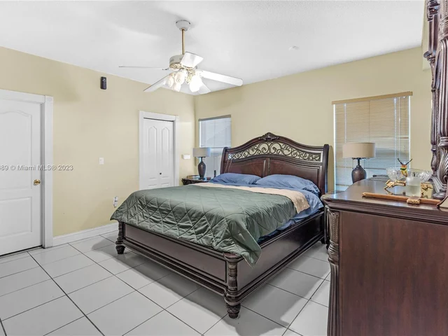 2810 SW 114th Ave, Miami FL 33165