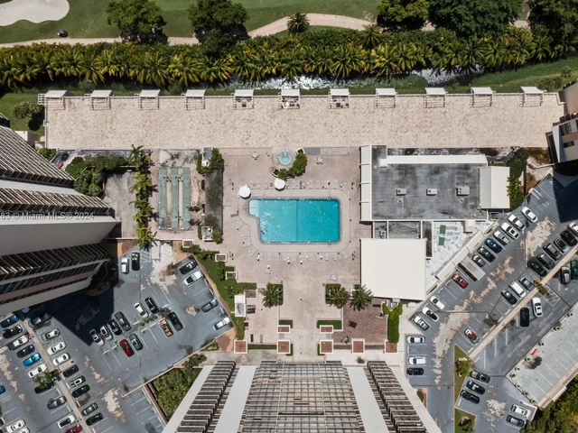 20379 W Country Club Dr # 2433, Aventura FL 33180