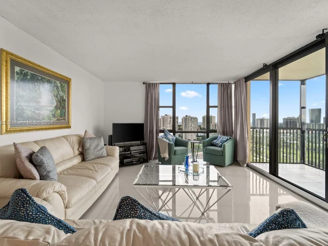 20379 W Country Club Dr # 2433, Aventura FL 33180