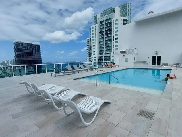 133 NE 2nd Ave # 3105, Miami FL 33132