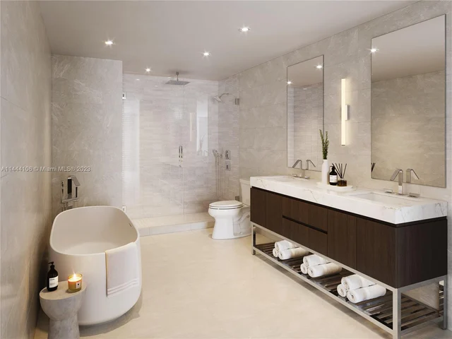 340 W 42nd St # 411, Miami Beach FL 33140