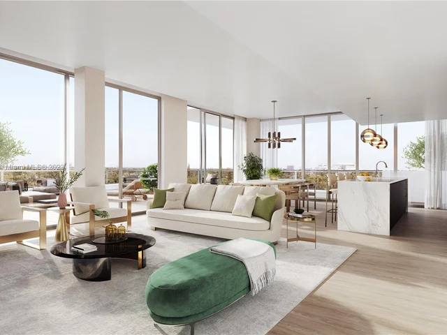 340 W 42nd St # 411, Miami Beach FL 33140