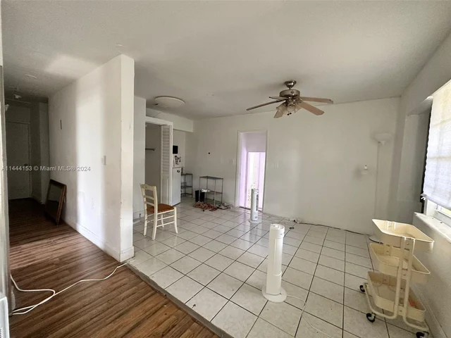 1366 NW 75th St, Miami FL 33147