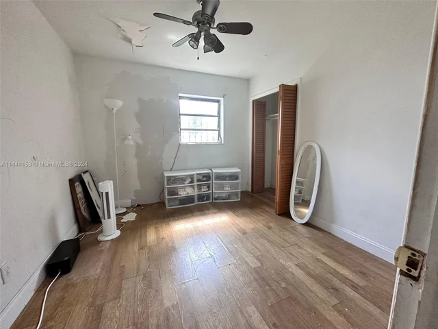 1366 NW 75th St, Miami FL 33147