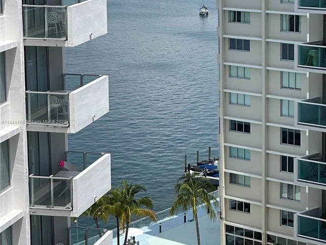 1100 West Ave # 1402, Miami Beach FL 33139
