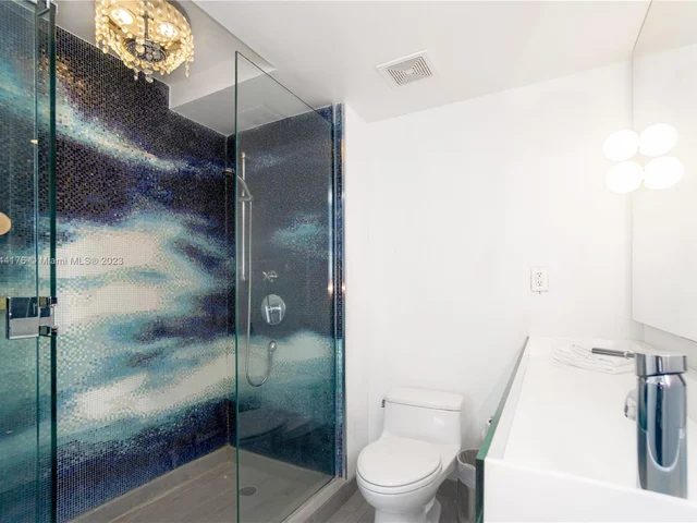 1100 West Ave # 1402, Miami Beach FL 33139