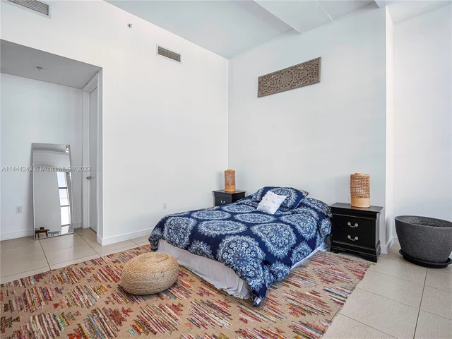 3301 NE 1st Ave # 7, Miami FL 33137