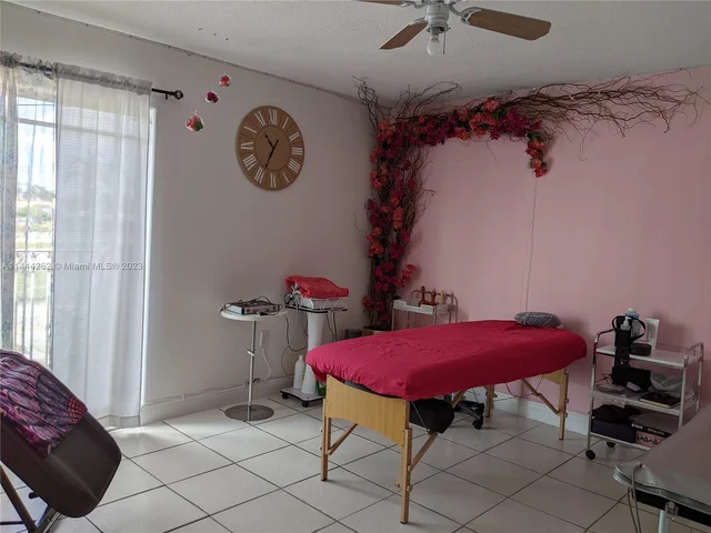 10903 W Okeechobee Rd # 202, Hialeah Gardens FL 33018