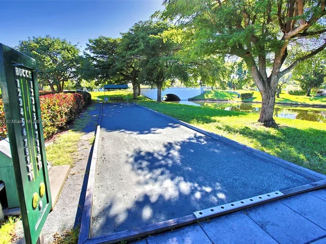 6700 Royal Palm Blvd # 303D, Margate FL 33063