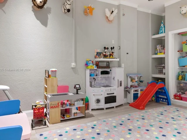 3695 NW 87th Ave, Cooper City FL 33024