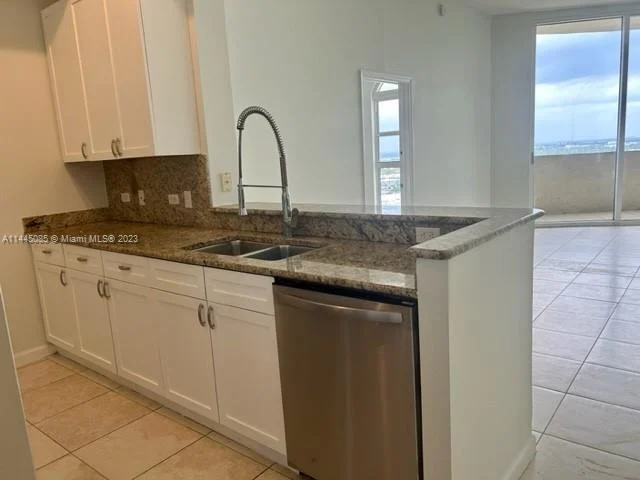 19501 W Country Club Dr # 07, Aventura FL 33180