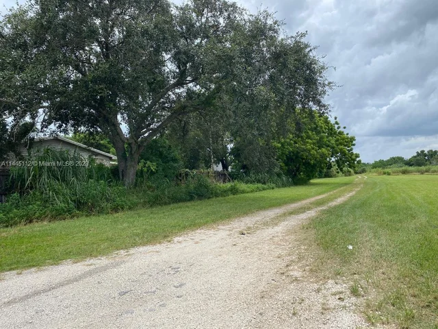 20250 SW 155th Ave, Miami FL 33187