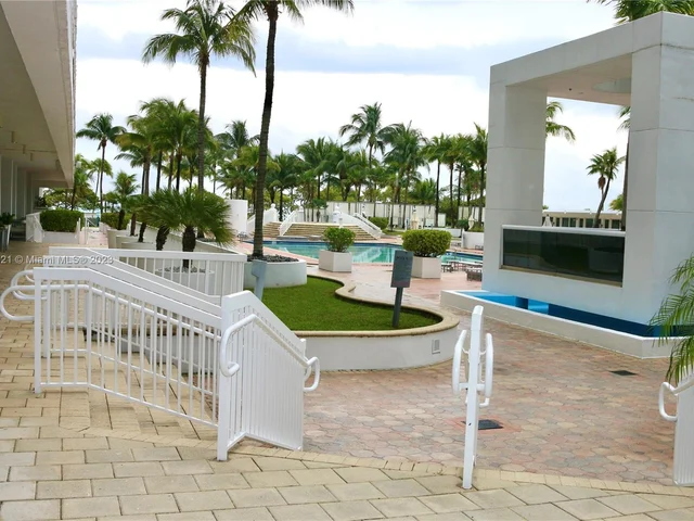 10275 Collins Ave # 301, Bal Harbour FL 33154