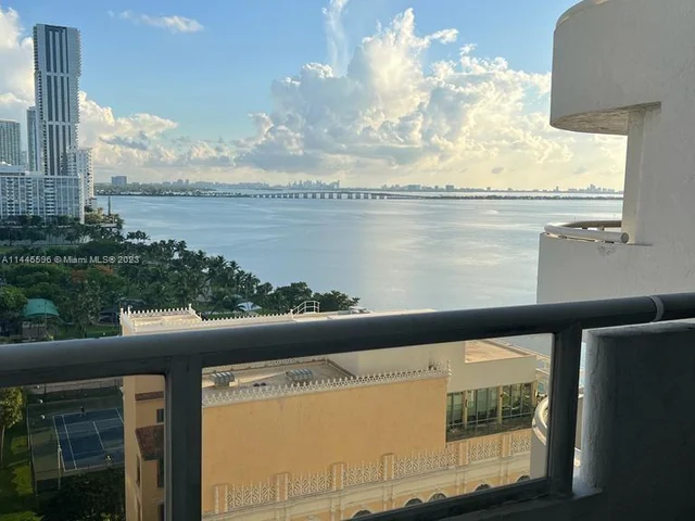 1717 N Bayshore Dr # 1638, Miami FL 33132