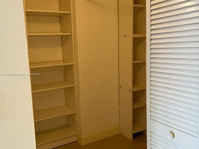 1717 N Bayshore Dr # 1638, Miami FL 33132