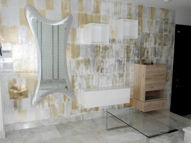 3335 NW 82nd Ct, Doral FL 33122