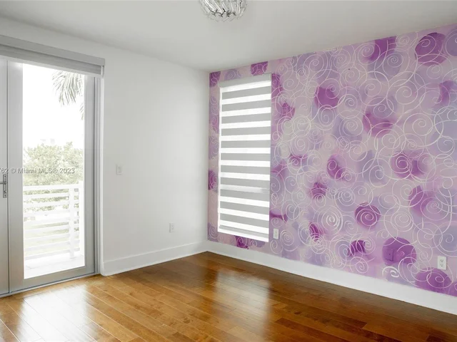 3335 NW 82nd Ct, Doral FL 33122