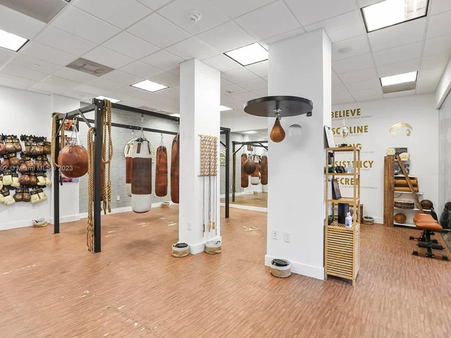 19370 Collins Ave # 708, Sunny Isles Beach FL 33160