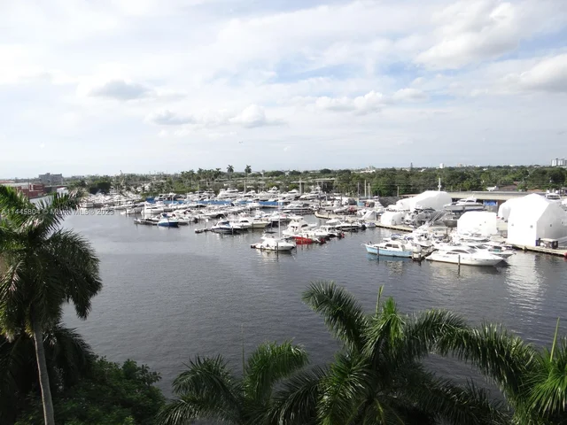 1861 NW S River Dr # 703, Miami FL 33125