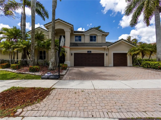 1159 Skylark Dr, Weston FL 33327