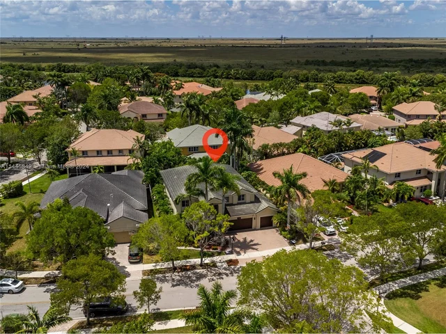 1159 Skylark Dr, Weston FL 33327