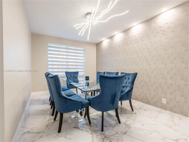 1159 Skylark Dr, Weston FL 33327