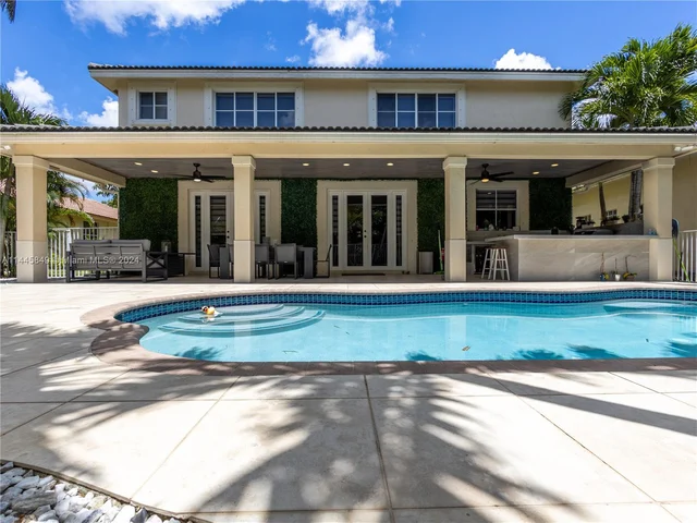 1159 Skylark Dr, Weston FL 33327