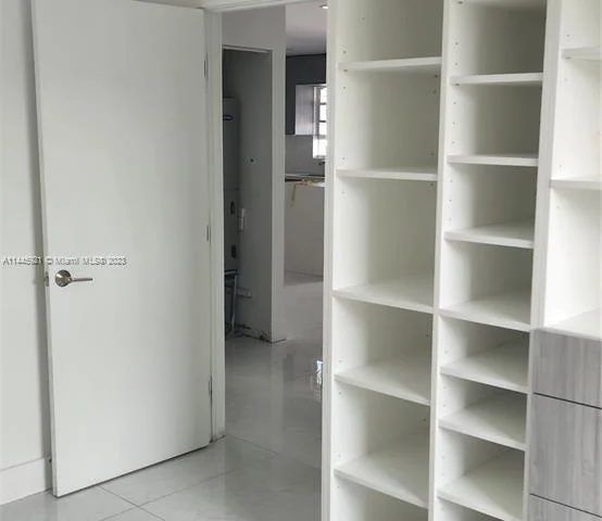 150 NW 17th Ct, Miami FL 33125