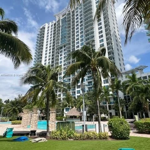 2681 N Flamingo Rd # 1903S, Sunrise FL 33323