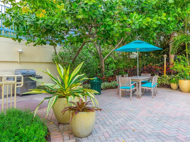 1500 Ocean Dr # 1210, Miami Beach FL 33139