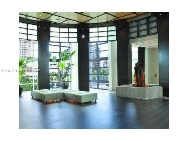 900 Brickell Key Blvd # 2101, Miami FL 33131