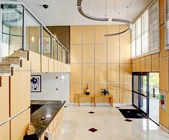 6770 E INDIAN CREEK DR # M, Miami Beach FL 33141