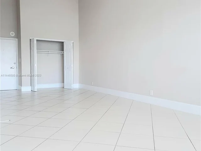 6770 E INDIAN CREEK DR # M, Miami Beach FL 33141