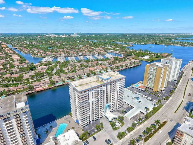 1500 S Ocean Dr # 9J, Hollywood FL 33019