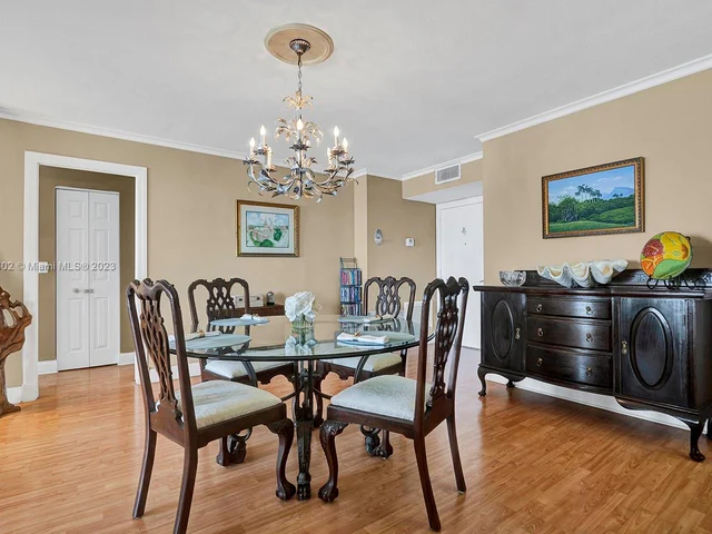 1500 S Ocean Dr # 9J, Hollywood FL 33019