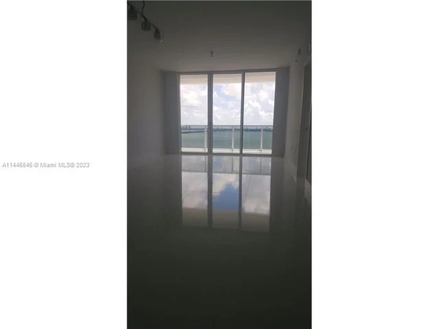 600 NE 27 ST # 2304, Miami FL 33137