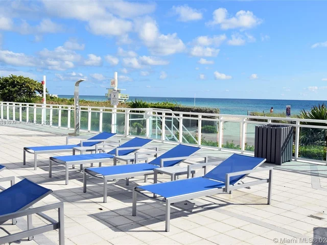 6917 Collins Ave # 1512, Miami Beach FL 33141