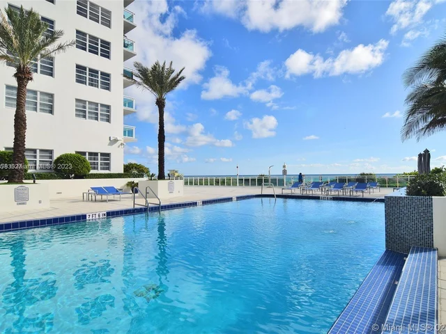 6917 Collins Ave # 1512, Miami Beach FL 33141