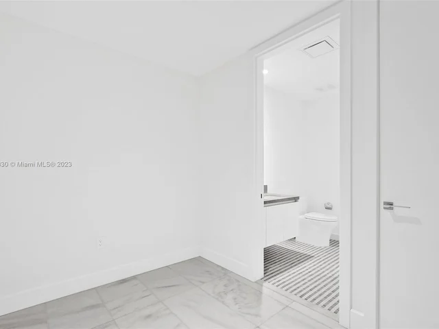 700 NE 26th Terr # 1801, Miami FL 33137