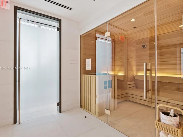 700 NE 26th Terr # 1801, Miami FL 33137