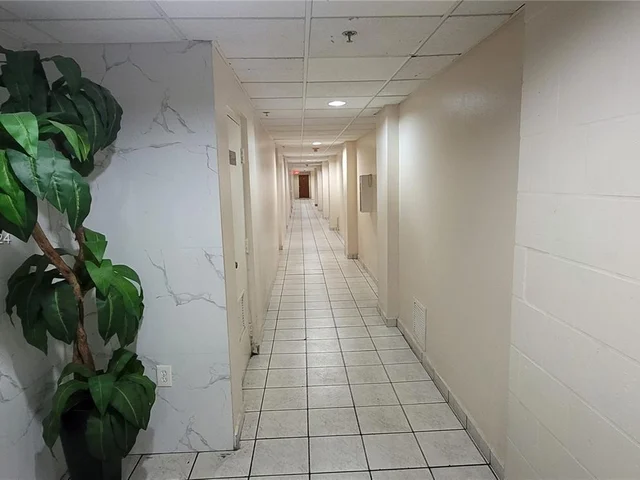 5055 NW 7th St # 610, Miami FL 33126