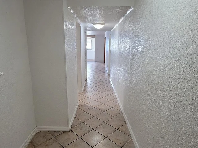 5055 NW 7th St # 610, Miami FL 33126