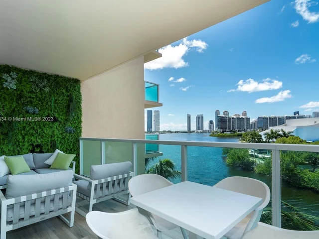 3330 NE 190th St # 516, Aventura FL 33180