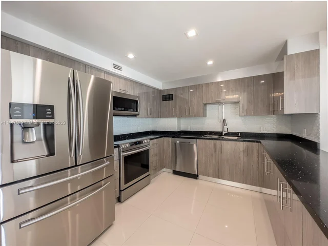 2801 NE 183rd St # 1909W, Aventura FL 33160